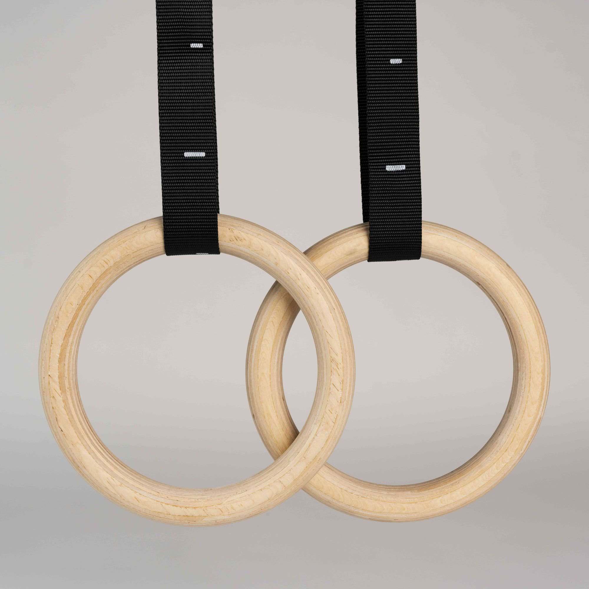 Aros olímpicos de madera con straps, disponible en Fiteq Guatemala